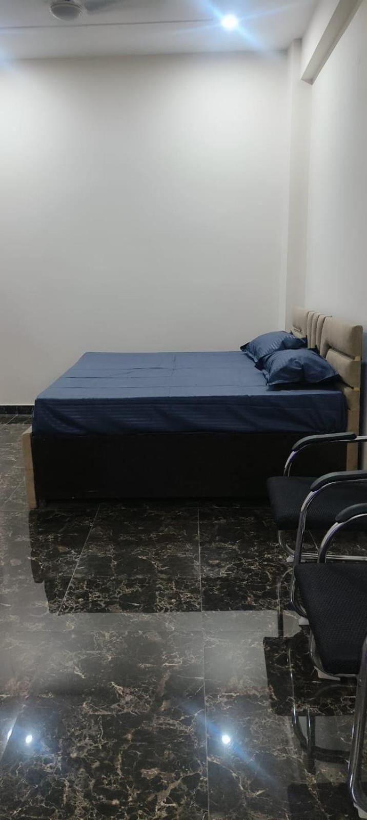 Jhankar Banquet And Lawn فاراناسي المظهر الخارجي الصورة
